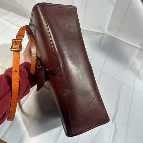 Old Trend Camden Convertible Medium Tote In Brown 100% Cowhide Leather MSRP $218 - Picture 9 of 16